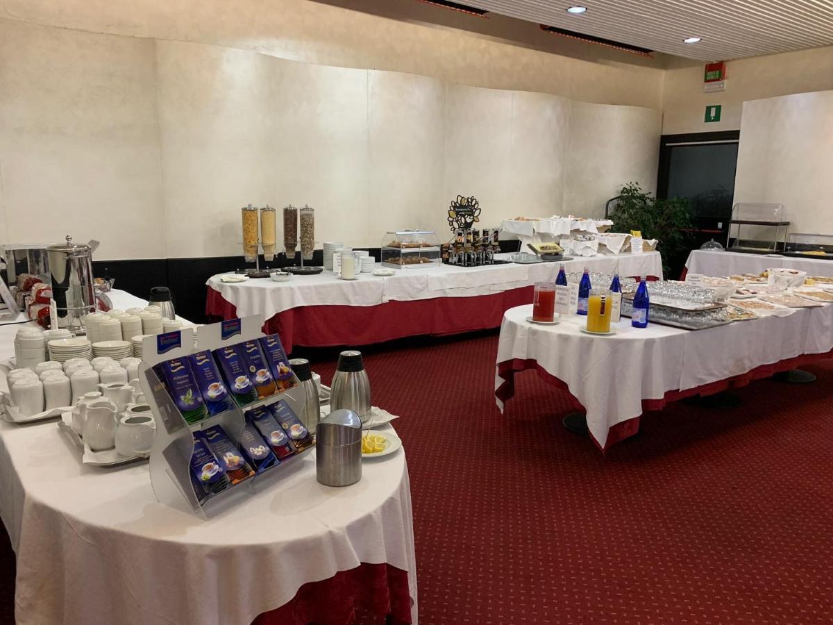 Hotel Concorde Arona Eksteriør bilde